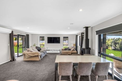 Photo of property in 1 Cox Lane, Amberley, 7410