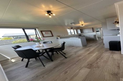 Photo of property in 130 Cunningham Crescent, Grasmere, Invercargill, 9810