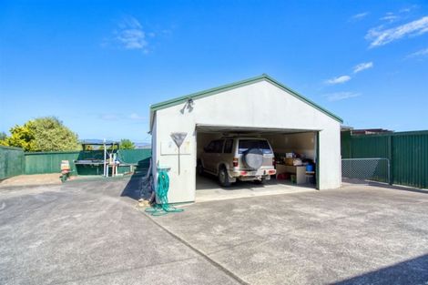 Photo of property in 2 Ngaparaoa Drive, Maketu, 3189