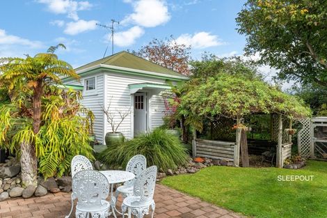 Photo of property in 75-77 Beach Road, Katikati, 3129