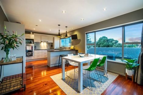 Photo of property in 11 Havenwood Place, Birkenhead, Auckland, 0626