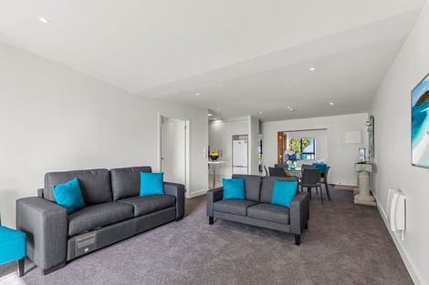 Photo of property in 6 Adams Avenue, Mount Maunganui, 3116
