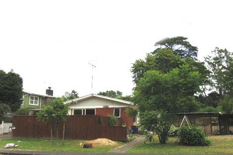 Photo of property in 26 Lauderdale Road, Birkdale, Auckland, 0626