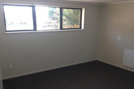Photo of property in 1 Page Place, Hamilton East, Hamilton, 3216