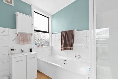 Photo of property in 57 Bibby Street, Waipawa, 4210