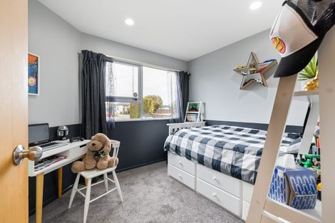 Photo of property in 1/725 Main North Road, Belfast, Christchurch, 8051