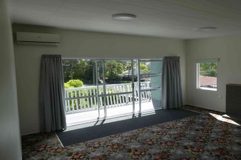 Photo of property in 59 Kaurilands Road, Titirangi, Auckland, 0604