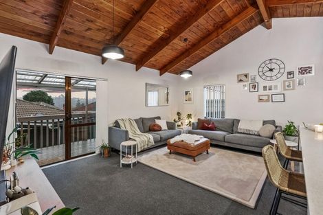 Photo of property in 6 Daytona Road, Henderson, Auckland, 0610