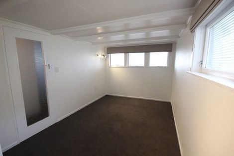 Photo of property in 48 Sheffield Street, Awapuni, Palmerston North, 4412