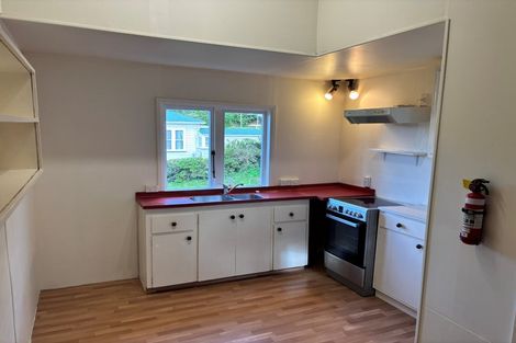 Photo of property in 31 Charlotte Avenue, Brooklyn, Wellington, 6021