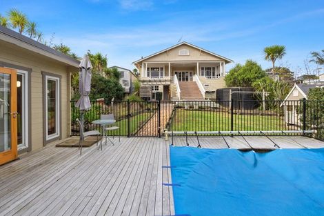 Photo of property in 23a Shakespear Road, Army Bay, Whangaparaoa, 0930