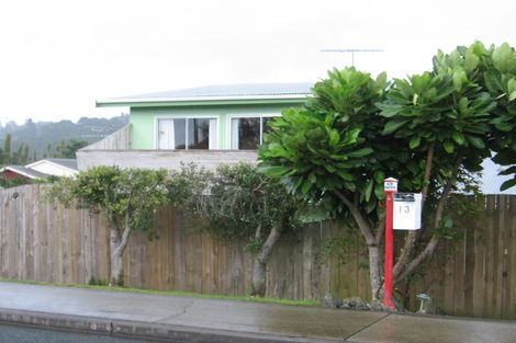 Photo of property in 13 Stillwater Crescent, Stillwater, Silverdale, 0993