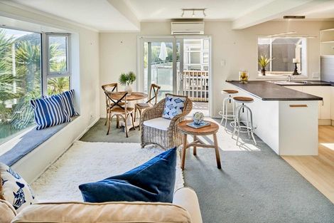 Photo of property in 79 Moana Road, Plimmerton, Porirua, 5026