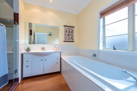 Photo of property in 11a Wellington Street, Hamilton East, Hamilton, 3216