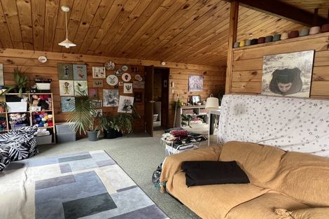 Photo of property in 11 Fitzwater Place, Henderson, Auckland, 0612