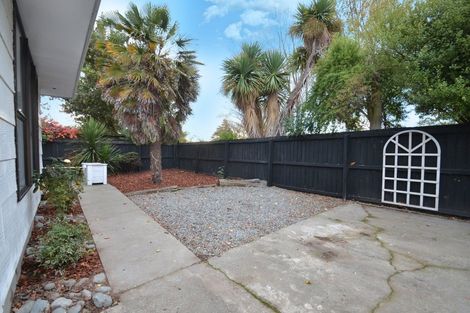 Photo of property in 33 Seymour Street, Hornby, Christchurch, 8042