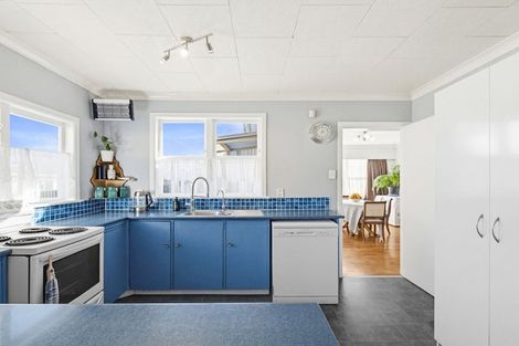 Photo of property in 63 Bamber Street, Castlecliff, Whanganui, 4501