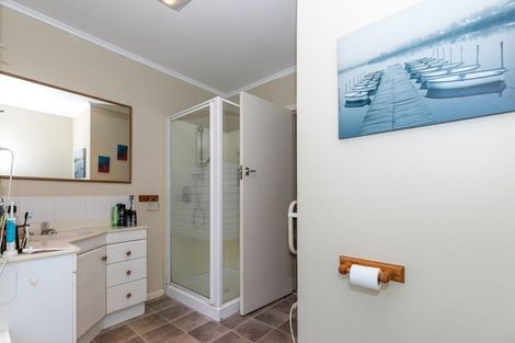 Photo of property in 6 Magenta Place, Dinsdale, Hamilton, 3204