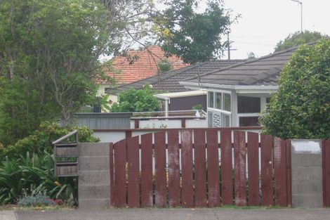Photo of property in 29 Rimu Street, New Lynn, Auckland, 0600