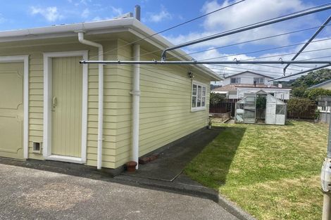 Photo of property in 22 Kauri Street, Miramar, Wellington, 6022
