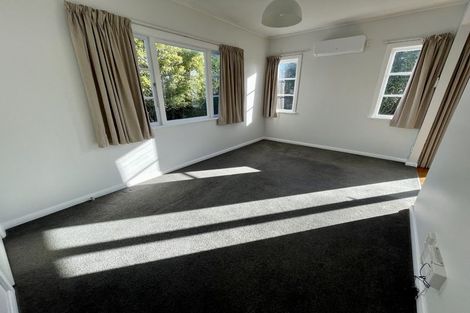 Photo of property in 19 Naenae Road, Naenae, Lower Hutt, 5011
