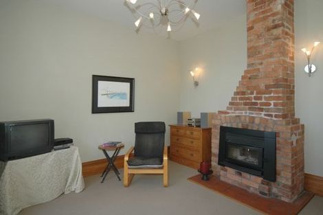 Photo of property in 19 Douglas Street, Mount Cook, Wellington, 6021