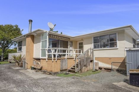 Photo of property in 28 Meldrum Street, Te Kamo, Whangarei, 0112