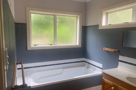 Photo of property in 82 Halcombe Road, Feilding, 4775