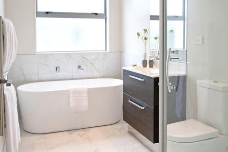 Photo of property in 114 Harbourside Drive, Karaka, Papakura, 2113