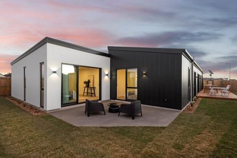 Photo of property in 115 Aviemore Drive, Marshland, Christchurch, 8083