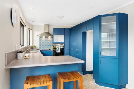 Photo of property in 34 Waikite Road, Welcome Bay, Tauranga, 3112