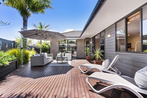 Photo of property in 105 Pine Harbour Parade, Beachlands, Auckland, 2018