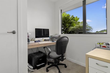 Photo of property in 110r Waikite Road, Welcome Bay, Tauranga, 3175
