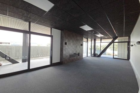 Photo of property in 2/11a Customs Quay, Ahuriri, Napier, 4110