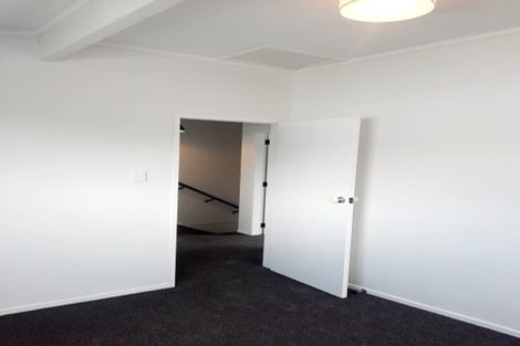 Photo of property in 11f5- John Street, Trentham, Upper Hutt, 5018