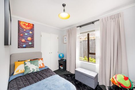 Photo of property in 77 Pacific Drive, Fitzherbert, Palmerston North, 4410