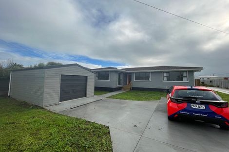 Photo of property in 79 Ngatai Street, Manaia, 4612