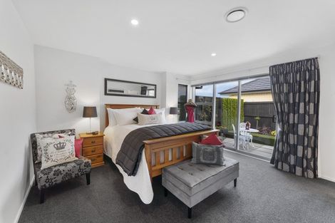 Photo of property in 5 Gilchrist Place, Kaiapoi, 7630