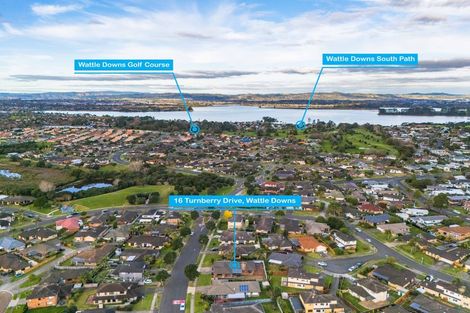 Photo of property in 16 Turnberry Drive, Wattle Downs, Auckland, 2103
