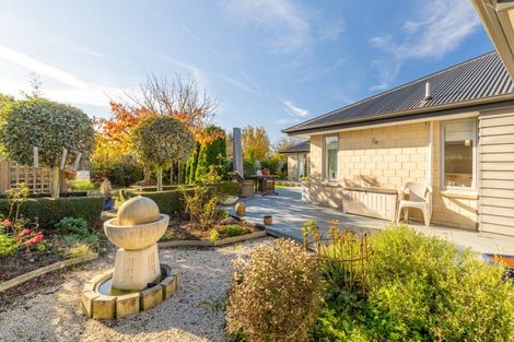 Photo of property in 33 Carmichael Street, Rangiora, 7400