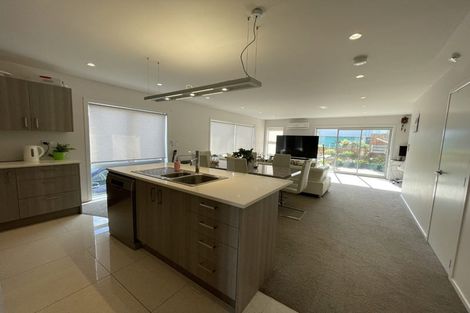 Photo of property in 61u2 Black Rock Road, Newlands, Wellington, 6037