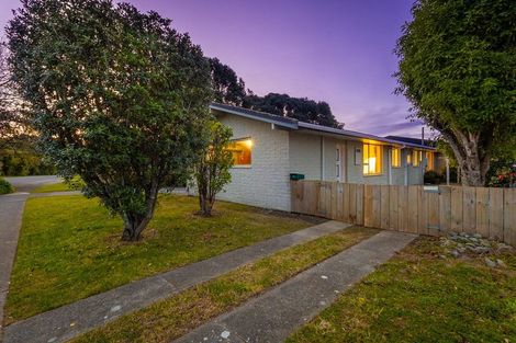 Photo of property in 89a Ngaio Road, Waikanae, 5036
