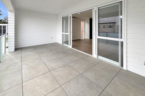 Photo of property in 12 Yellow Pear Lane, Karaka, 2578