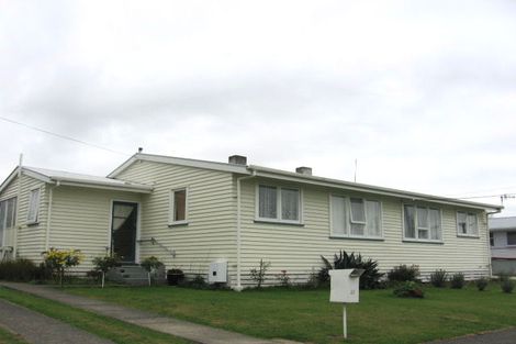 Photo of property in 33-35 Ronberg Street, Highbury, Palmerston North, 4412