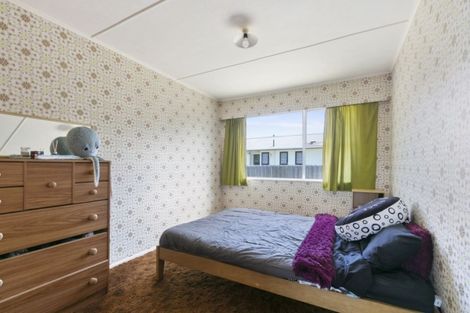 Photo of property in 2/312 Wellington Road, Wainuiomata, Lower Hutt, 5014