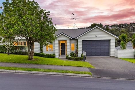 Photo of property in 2 Widdison Place, Albany, Auckland, 0632