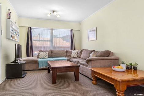 Photo of property in 2/3 Parker Avenue, New Lynn, Auckland, 0600