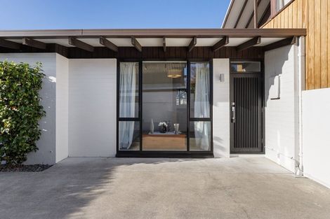 Photo of property in 2/67a Saint Albans Street, St Albans, Christchurch, 8014
