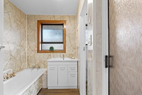 Photo of property in 28 Parker Street, Hornby, Christchurch, 8042