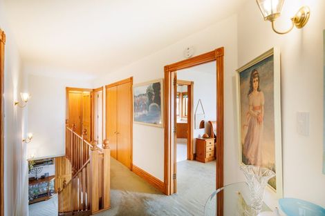 Photo of property in 96 Clifton Terrace, Fitzherbert, Palmerston North, 4410